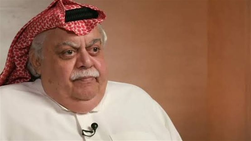 من هو؟.. الكويتي فؤاد الهاشم يثير غضب المصريين بصريحات مسيئة